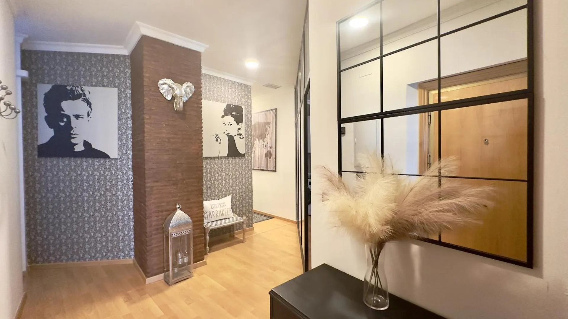 Urbe10 Plaza De Uncibay 3 Bedrooms Apatment Málaga Apartamento